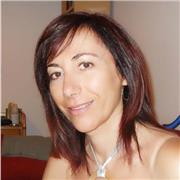 Insegnante madrelingua italiana con pluriennale esperienza nell'insegnamento delle materie linguistiche